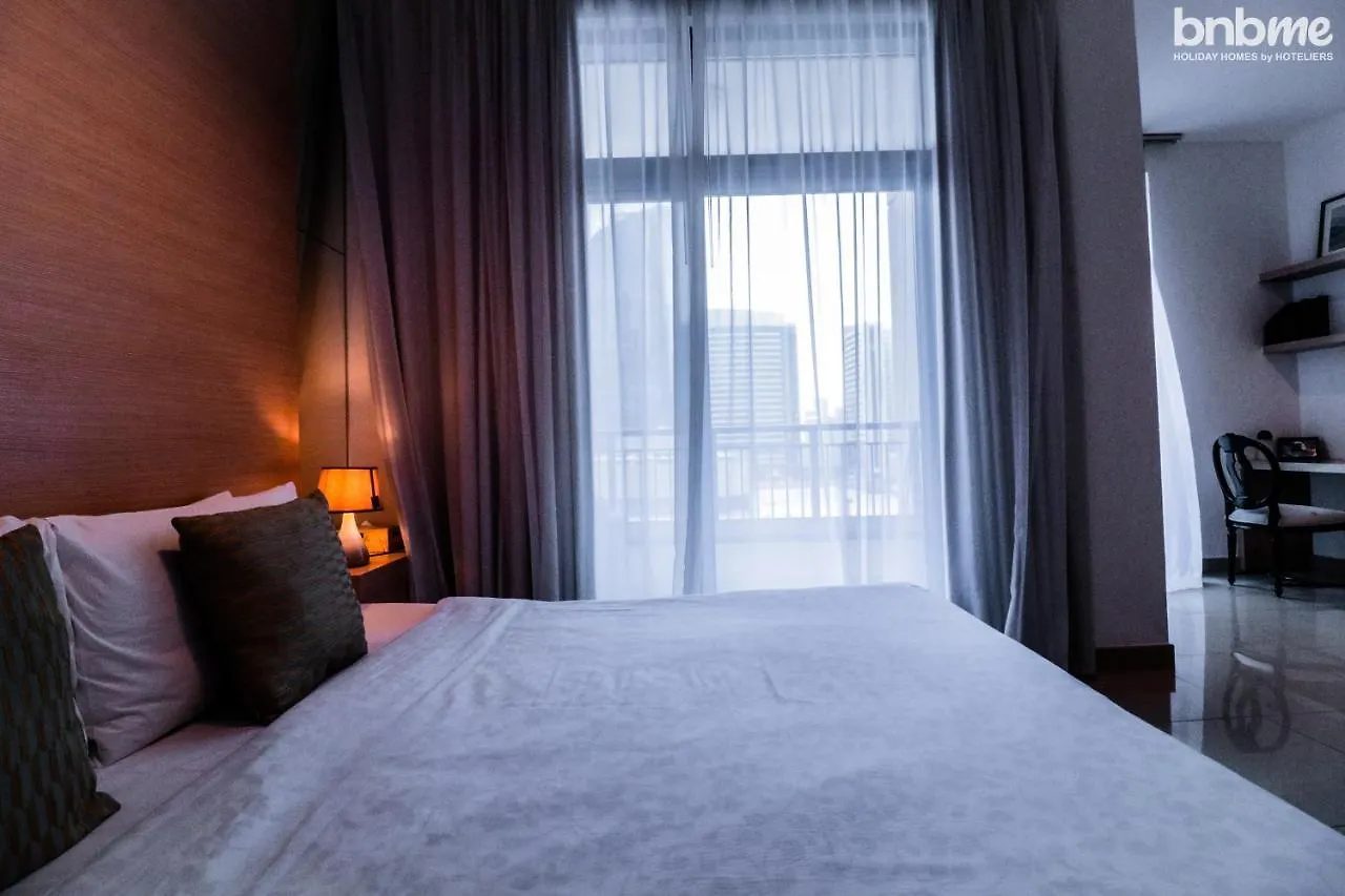 Bnbmehomes - Elegant & Stylish Studio In Downtown - 502 Dubai